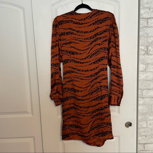 ANINE BING Penelope Printed Silk-satin Wrap Mini Dress In Brick Large - Picture 5 of 15